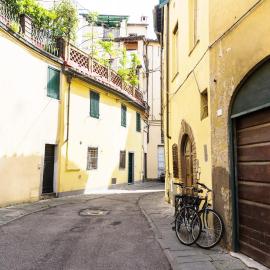 CozyBricks in Lucca - Apartments in Lucca Historical Center - Air Cond & WiFi -, hotel u Lucci