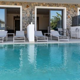 Zoes Hotel & Suites, hotel u Falirakiju