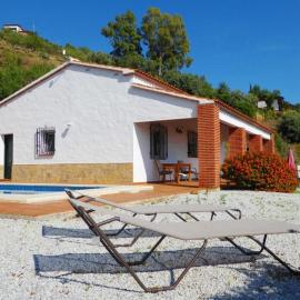 Casa Soleada with private pool, hotel ad Arenas