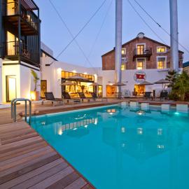Turbine Hotel & Spa، فندق في كنيسنا