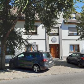 Haus56, hotel in Podersdorf am See