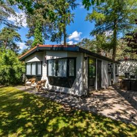 Diever में, होटल Chalet "de Hazelnoot" te Diever