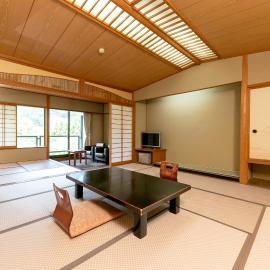 Itoen Hotel New Sakura, khách sạn ở Nikko