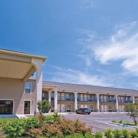 Homegate Inn & Suites West Memphis