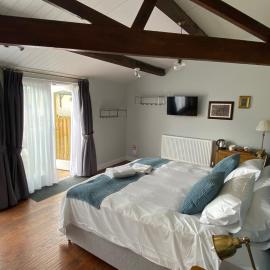 Three Bishops Inn, hotel Newportban