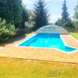 Apartmány Slunečnice, hotell sihtkohas Konstantinovy Lázně