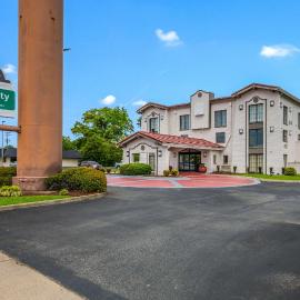 Quality Inn Hampton - Newport News, hotel em Hampton