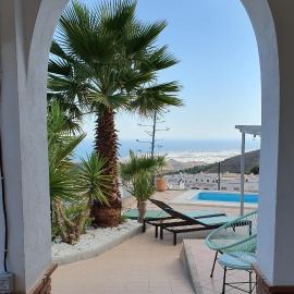CASA JAN with pool, mountain and sea views.