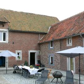 Hoeve Jadoul, hotel sa Gingelom