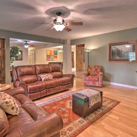 Hendersonville Home w/ Fire Pit: 5 Mi to Downtown!