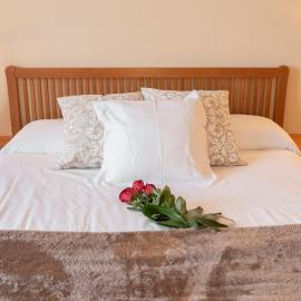 Hostal Montserrat, hotel in Montseny