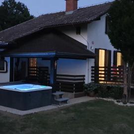 Holiday house VilAna, hotel u gradu 'Puconci'