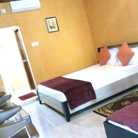 Mahoya: Mawanella şehrinde bir otel