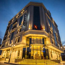 HOTEL PALAIS ROYAL, מלון בספקס