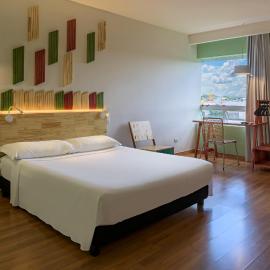 Hotel Nacional Inn Curitiba Santa Felicidade، فندق في كوريتيبا