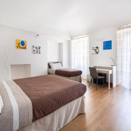TO.STA BwithoutB HOME SHARING NEL CENTRO DI TORINO, hotel en Turín