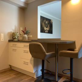 African Suite - Maintal bei Frankfurt: Maintal şehrinde bir otel