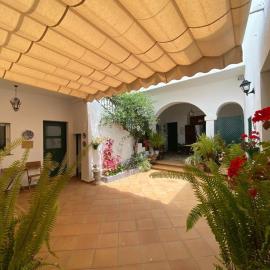 Apartamentos El Arco