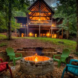 Winding Log Ridge- Pet Friendly | Screened Porch | 11 miles from Downtown