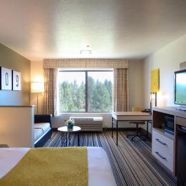 Oxford Suites Spokane Valley, hotel en Spokane Valley