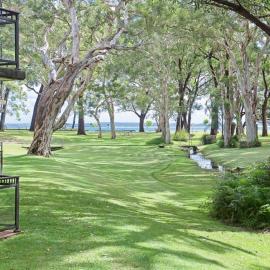 Bay Parklands 23 - Ground floor unit with air con, complex pool, spa, tennis court, hotel in Shoal Bay