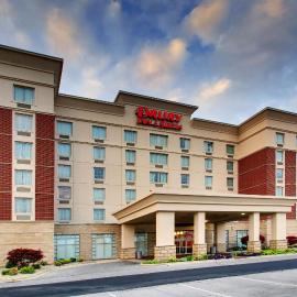 Drury Inn & Suites Findlay, hotel em Findlay
