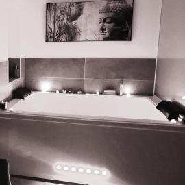 Elle & Lui en Jacuzzi