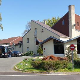 Fasthôtel Pont-Audemer -LE DRAKKAR -un hôtel FH Confort, hotel in Pont-Audemer