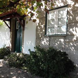 Cottage - Vitorino dos Piães, hotel i Vitorino dos Piães