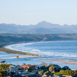 Panoramic Blue B&B, hotel in Plettenberg Bay