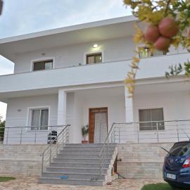 Mana Apartments