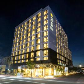 Shin Shin Hotel Cheonjiyeon, hotel Szogüphóban
