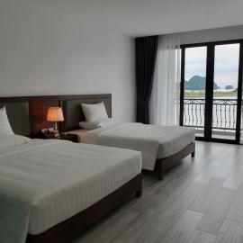 Ha Long Bay TC Hotel