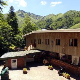 Auberge de Jeunesse HI Le Mont-Dore, ξενοδοχείο σε Le Mont-Dore