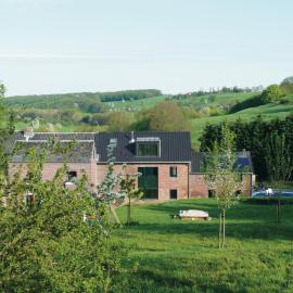 B&B La ferme de Berwausault, hotel in Herve