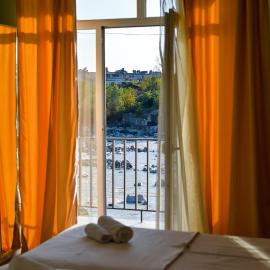 Four Seasons Riverside, hotel v destinaci Kutaisi