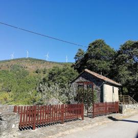Casa do Coentral a sua casa Rustica, hotel i Lousã