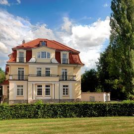 Hotel Dirks am Schloss, hotel i Bad Pyrmont