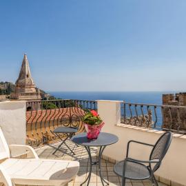 Hotel Vello d'Oro, ξενοδοχείο στην Ταορμίνα