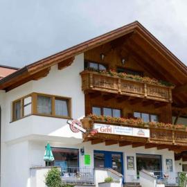 Gästehaus Familie Gebhard Schädle: Grän şehrinde bir otel