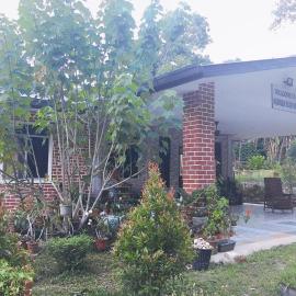 Keenomulok Holiday Home، فندق في راناو