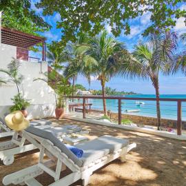 Le Beachclub, Hotel in Pereybere