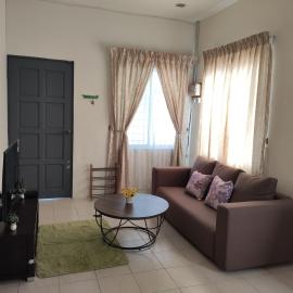 Homestay at Petrajaya,Kuching, hotel in Kuching