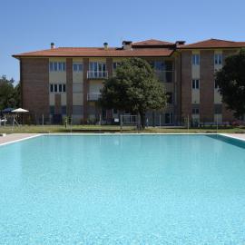 Residence Il Piviere app 7 with private garden, hotel a Calambrone