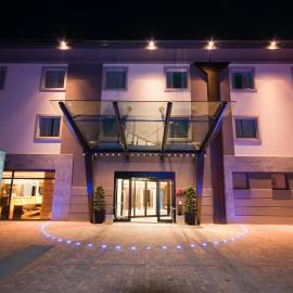 Winter Garden Hotel Bergamo Airport, hotelli kohteessa Grassobbio