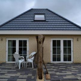 Vakantiewoning aan duinen en zee in Dishoek, hotel in Dishoek