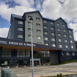 Hotel Diego de Almagro Castro، فندق في كاسترو