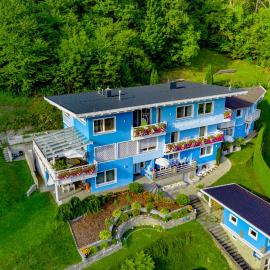 Appartementhaus Lercher, hotel di Flattach