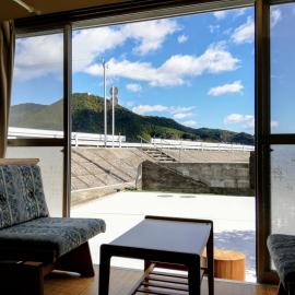 ゲストハウス みふね, hotel u gradu 'Shingu'