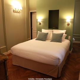 Hôtel Le Gentleman, hotel u gradu La Fleche